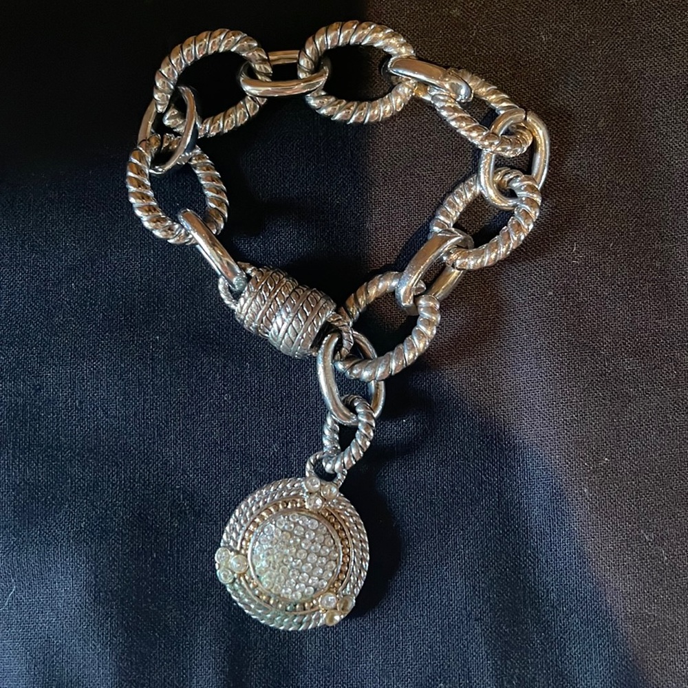 Link bracelet